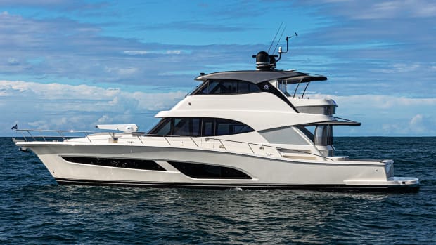 New Boat Riviera 39 Sports Motor Yacht Power Motoryacht