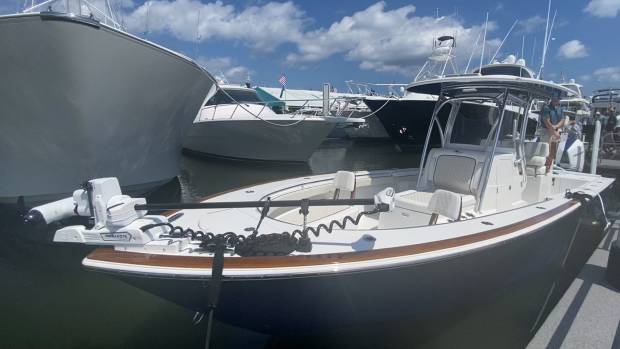 New Boat: Everglades 315cc - Anglers Journal - A Fishing Life