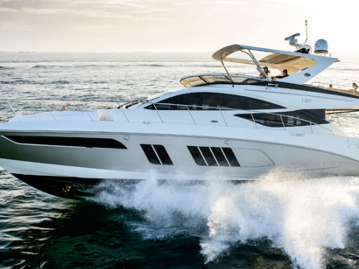 Sea Ray L650 Fly - Power & Motoryacht