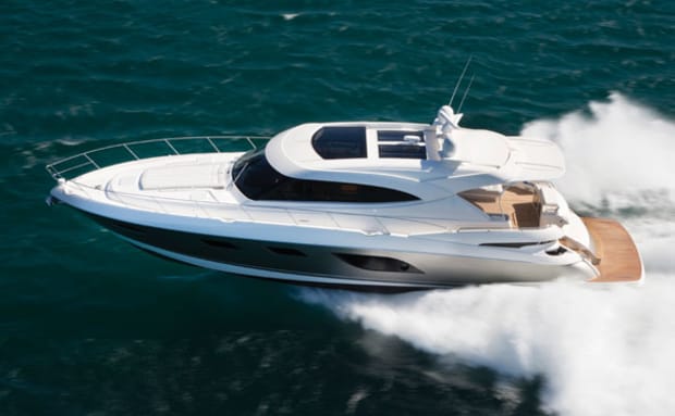 Riviera 6000 Sport Yacht - Power & Motoryacht