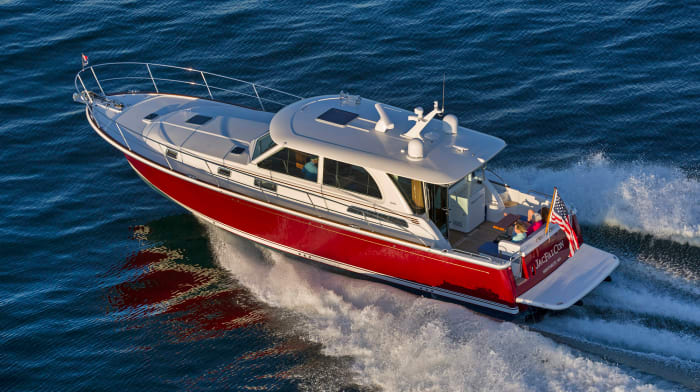 Power & Motoryacht's boat test of the Sabre 45 Salon Express - Power ...