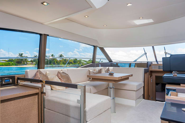 Prestige 460 - Power & Motoryacht