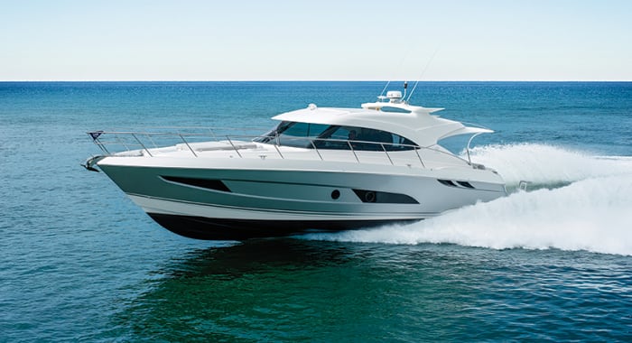 Riviera 4800 Sport Yacht - Power & Motoryacht