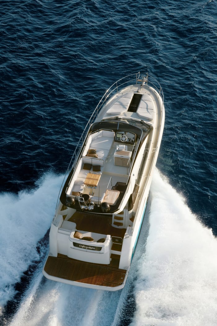 Power & Motoryacht's Boat Test of the Beneteau MC5 - Power & Motoryacht