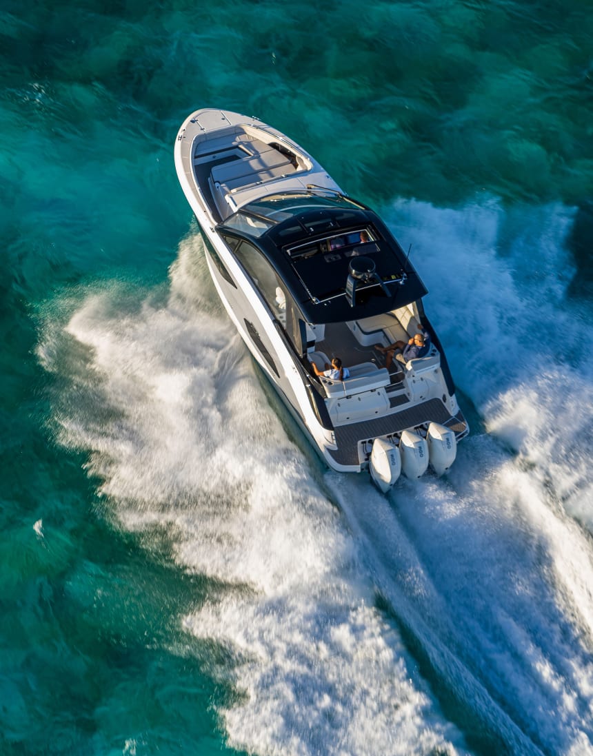 Sea Ray Sundancer 370 Sea Trial and Review Power & Motoryacht