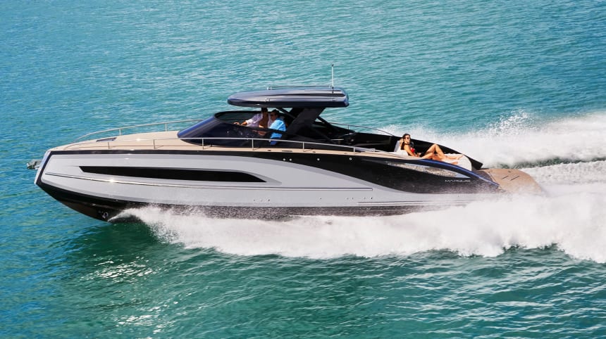 Review of the Marquis 42 - Power & Motoryacht