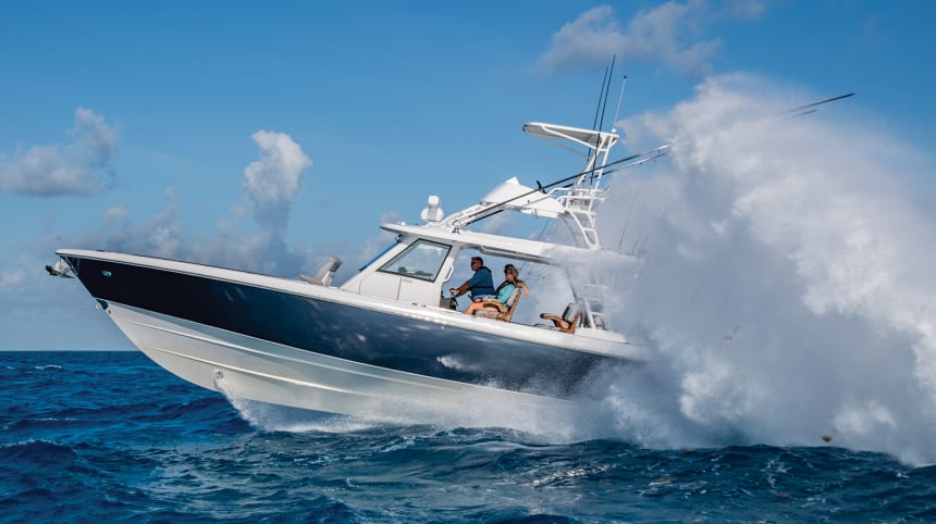 Everglades 455CC. Sea Trial and Review - Power & Motoryacht