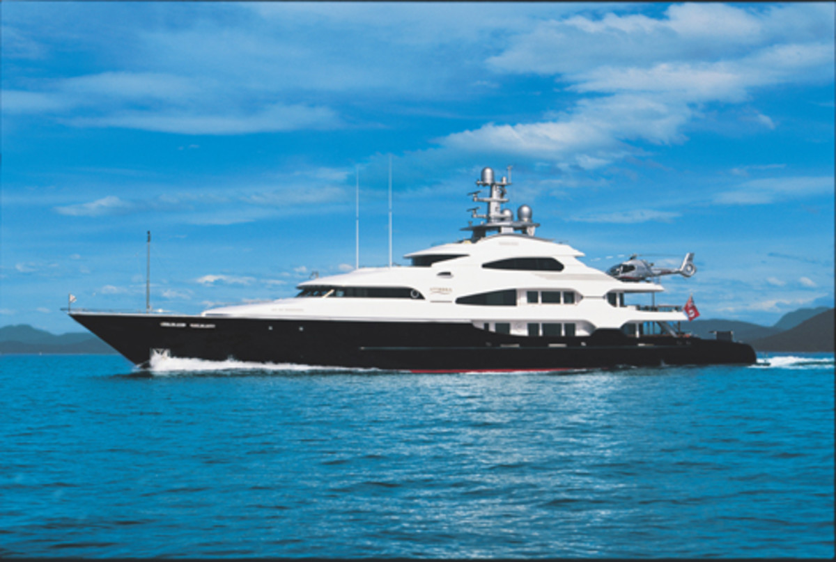 biggest yacht 2009