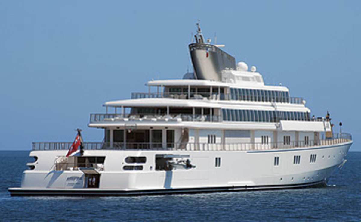 who owns rising sun yacht