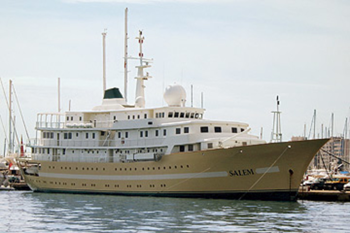 salem yacht