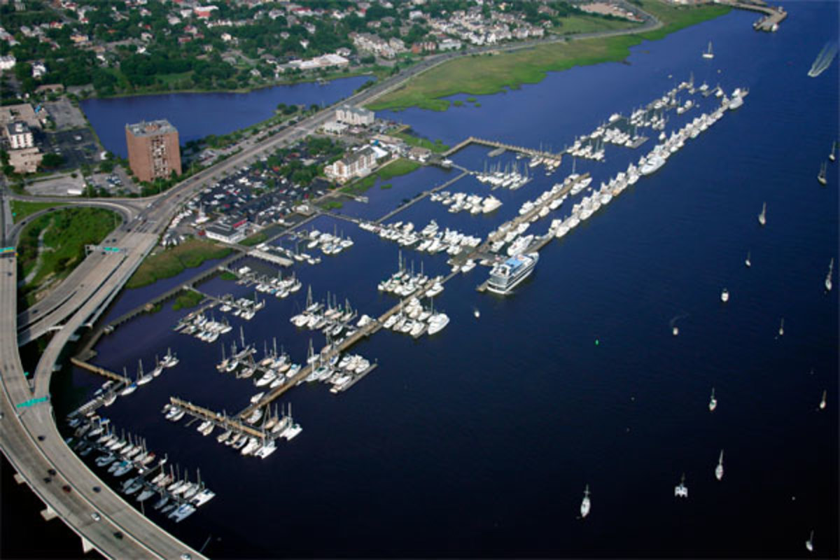 charleston yacht marina