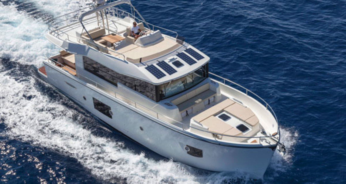 Cranchi ECO Trawler 53 LD - Power & Motoryacht