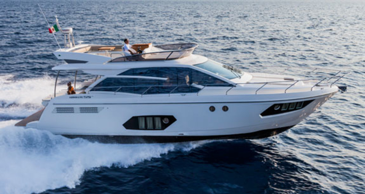 Absolute 55 Fly Photo Gallery - Power & Motoryacht