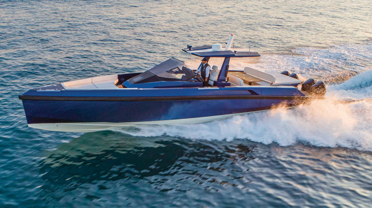 Review of the 48 Wallytender X - Power & Motoryacht