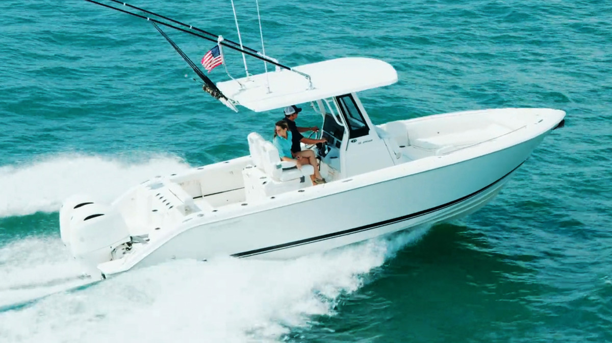 VIDEO: Meet the Pursuit S 268 - Power & Motoryacht