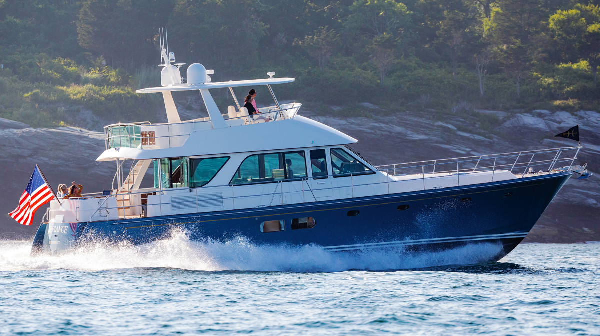 hunt yachts review