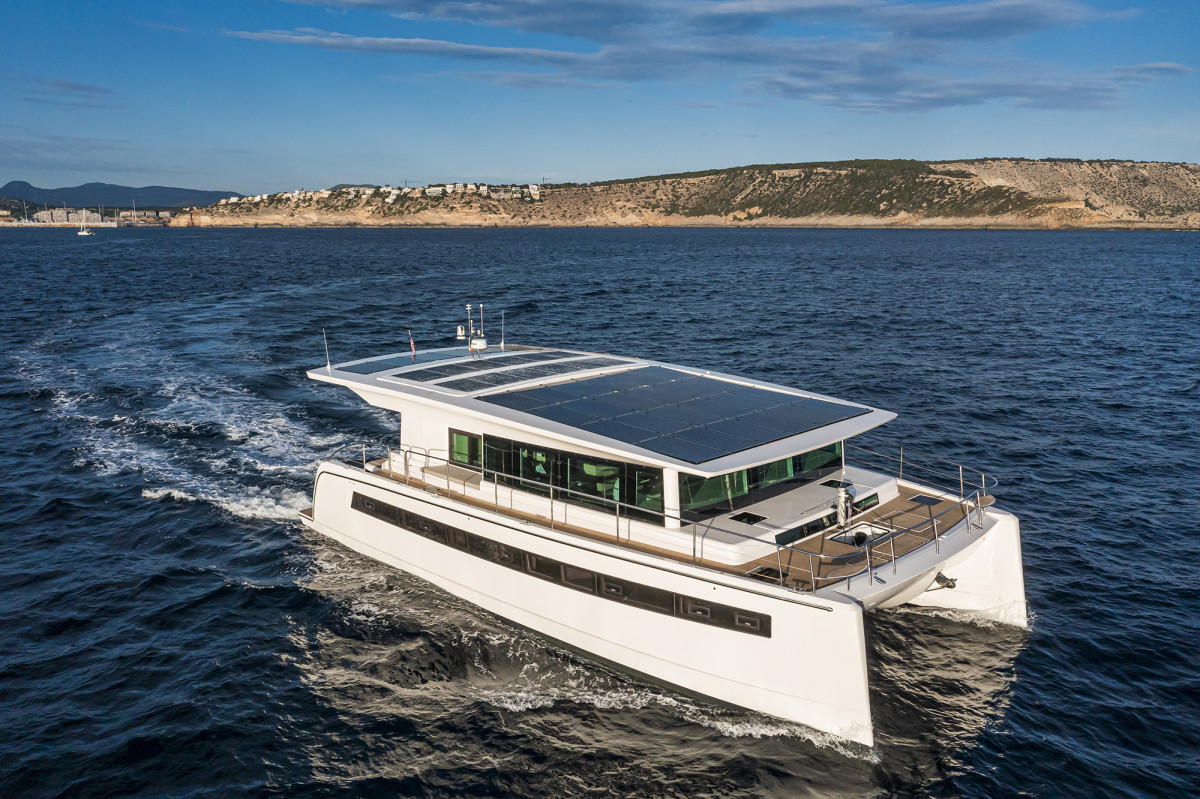 Silent 60 Solar-Electric Motoryacht Review - Power & Motoryacht