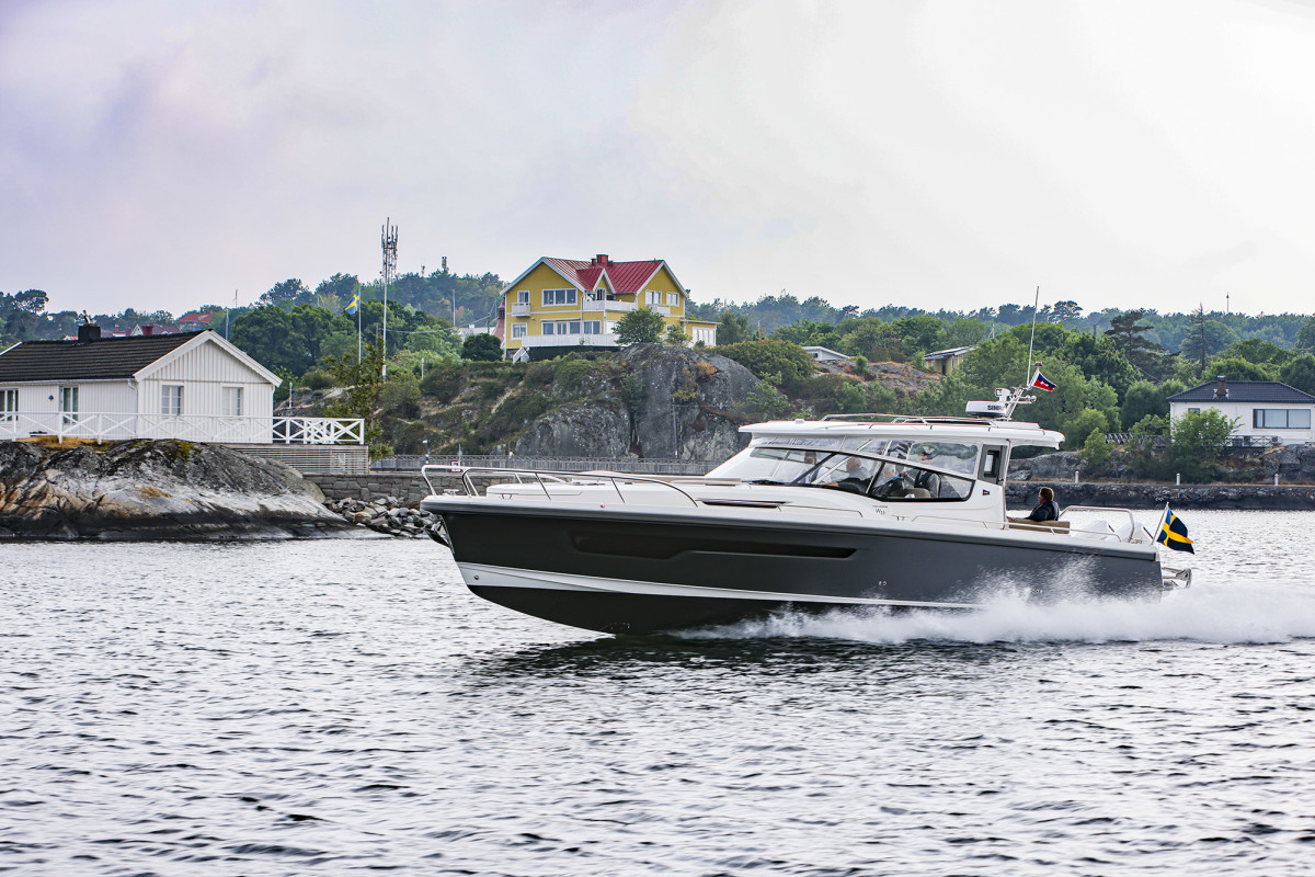 Nimbus Boats: Factory Tour and Boat Review - Power & Motoryacht