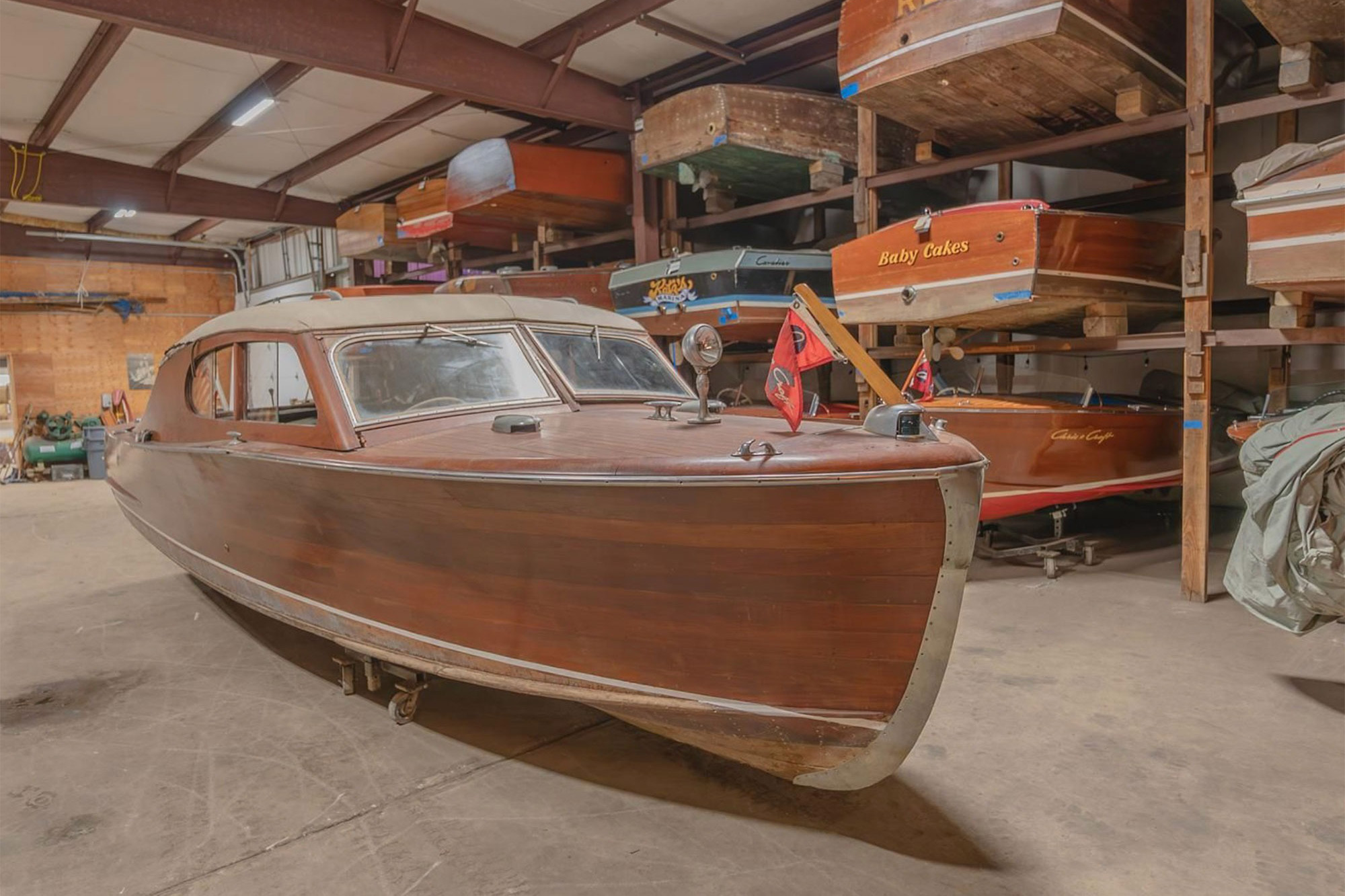1947 Chris Craft 25 Sedan